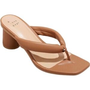 A New Day Women's Brown‎ Heeled Thong Sandal Square Toe Padded Strap Size 6 NEW